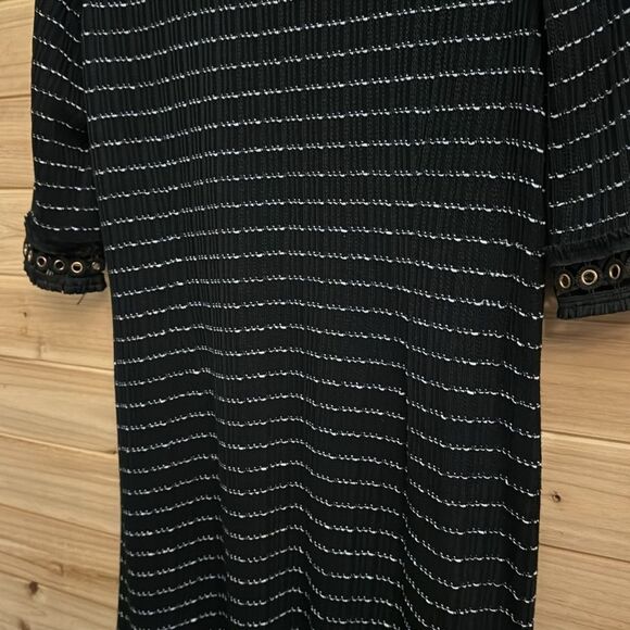 Misook Size Medium V Neck Striped Knit Knee Length Cocktail Dress LBD - Picture 11 of 12